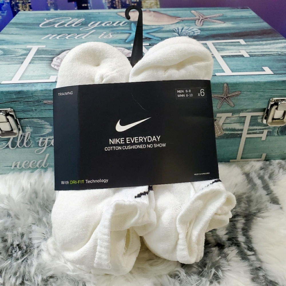 Nike Everyday cotton cushioned no show socks - Picture 1 of 7